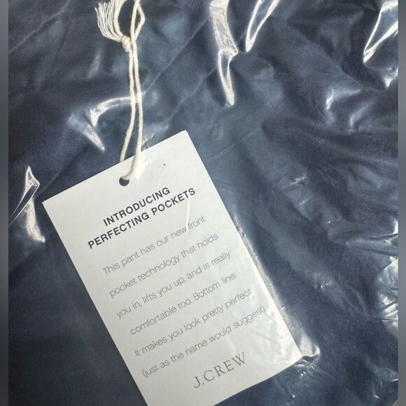 NWT J CREW Collection center-pleat mini skirt in textured satin in navy - Picture 7 of 7